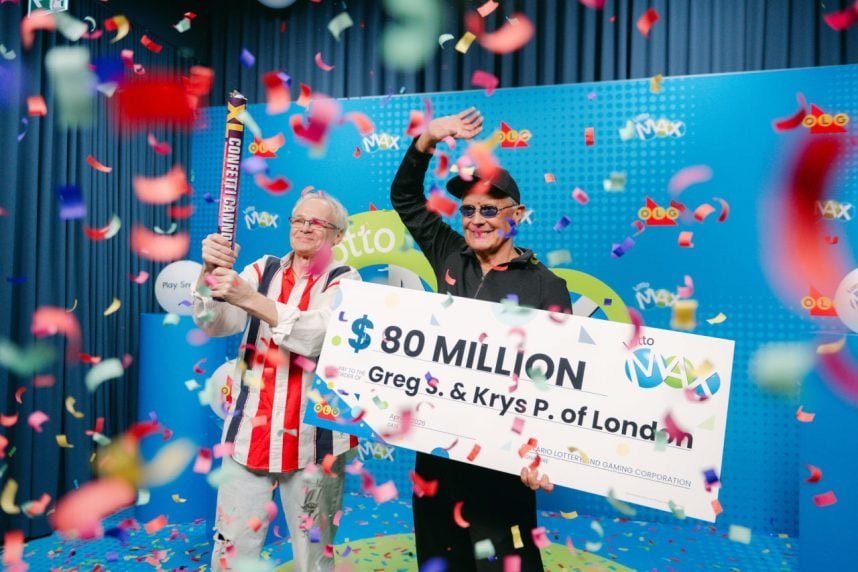 Lotto Max — Deux amis ontariens remportent 80,4 millions au Lotto Max
